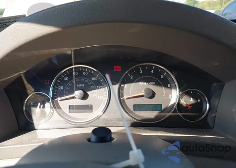 2007 Jeep Grand Cherokee Laredo z USA, uszkodzony, nr VIN 1J8HS48P97C526909